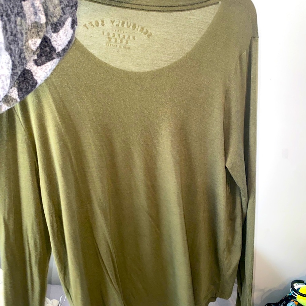 AERO LONG SLEEVE GREEN SHIRT